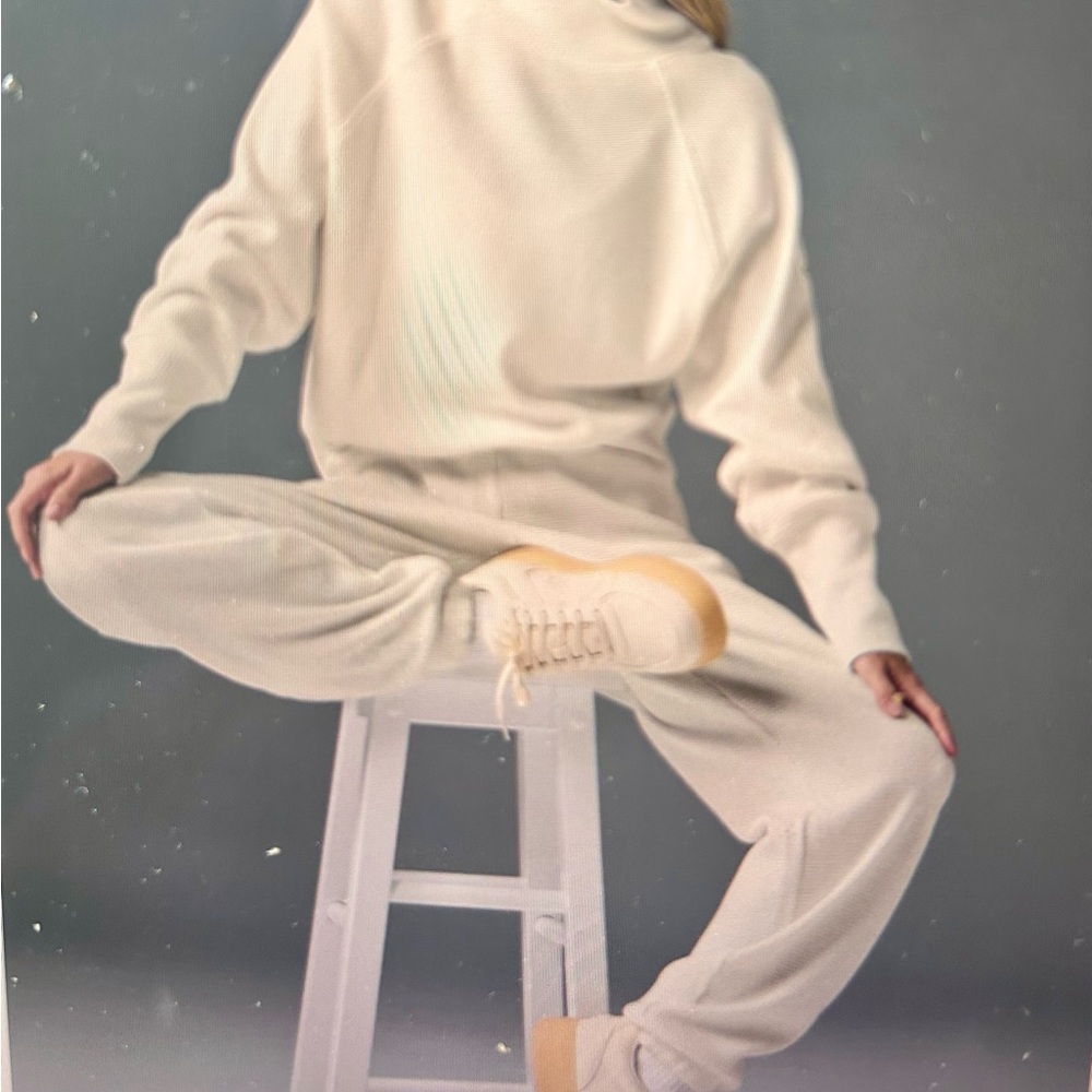 ALO Yoga Cream Set